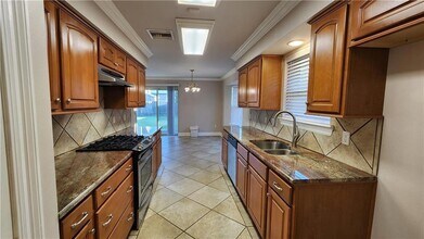 2213 Stall Dr in Harvey, LA - Building Photo - Building Photo