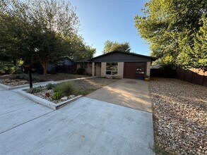 1214 Arthur Stiles Rd in Austin, TX - Building Photo - Building Photo