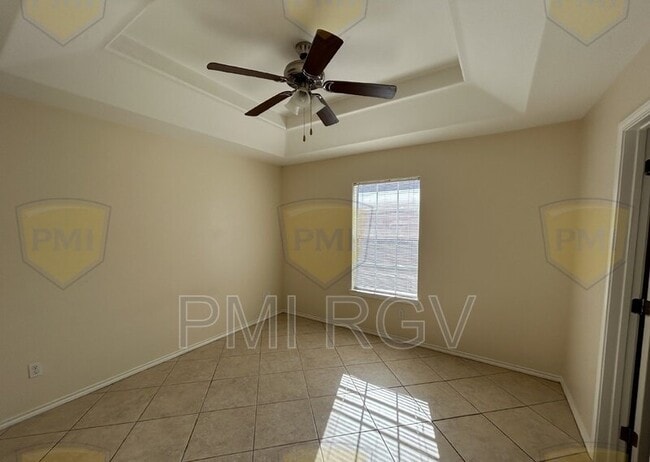 307 W Albatross Ave in Pharr, TX - Building Photo - Building Photo