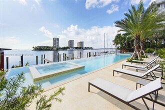 3554 W Glencoe St in Miami, FL - Building Photo - Building Photo