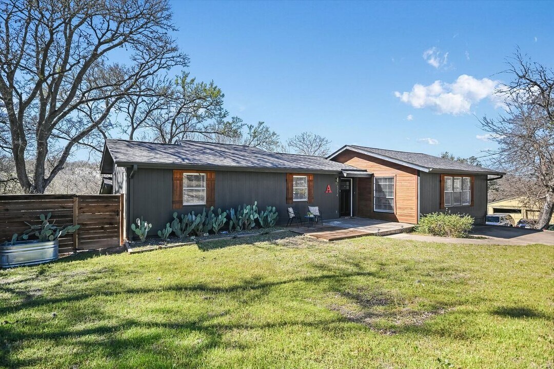 6314 Walnut Hills Dr in Austin, TX - Building Photo