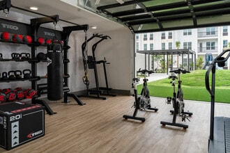 Livano Sunlake in Lutz, FL - Building Photo - Building Photo