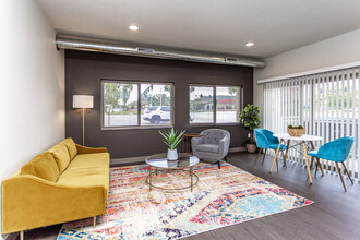 Connolly Lofts in Des Moines, IA - Foto de edificio - Interior Photo