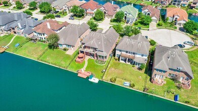 18011 Darling Point Ct in Cypress, TX - Building Photo - Building Photo