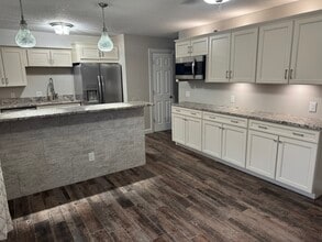 1728 Taylor St in Davenport, IA - Foto de edificio - Building Photo