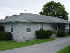 2719 W Mt Vernon St in Springfield, MO - Building Photo