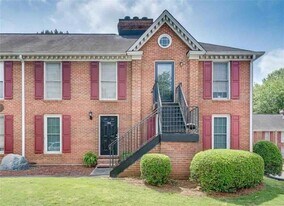 1166 Booth Rd in Marietta, GA - Building Photo