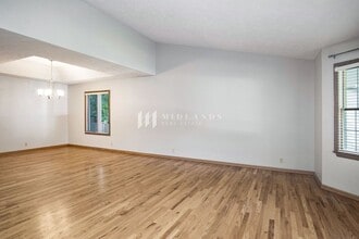806 S Fillmore St in Papillion, NE - Building Photo - Building Photo
