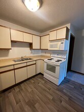 616 4th Ave N, Unit 5 in Onalaska, WI - Building Photo - Building Photo
