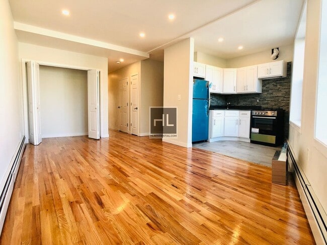5 AVENUE in Brooklyn, NY - Building Photo - Building Photo