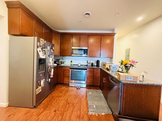 property at 4047 Penn Ave