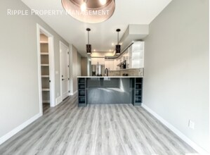 7755-7781 81 Ave NW in Edmonton, AB - Building Photo - Building Photo