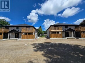 70-170 Queen St in Huron East, ON - Building Photo - Building Photo