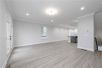 1994 Main St NW in Atlanta, GA - Building Photo - Building Photo