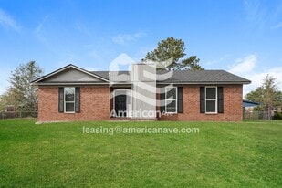 3409 Knollcrest Rd in Hephzibah, GA - Building Photo