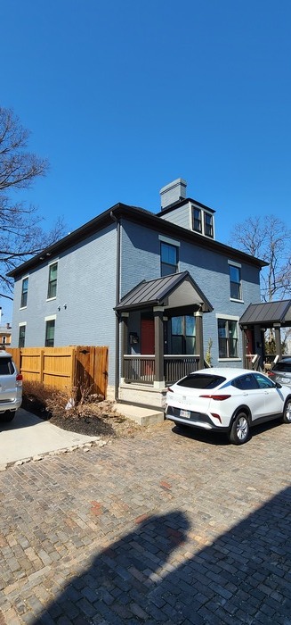 141 Hughes St in Columbus, OH - Building Photo - Building Photo