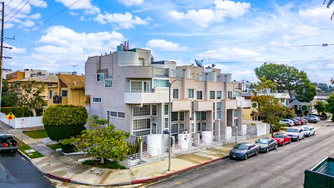 1700-1708 Armacost Ave