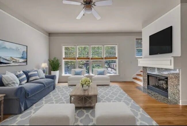 1390 Dutch Valley Pl NE in Atlanta, GA - Building Photo - Building Photo