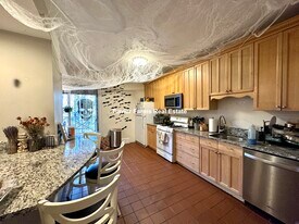 5 Sachem St, Unit 2 in Boston, MA - Building Photo