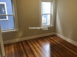 10 Cambridge Terrace, Unit 1 in Cambridge, MA - Building Photo - Building Photo