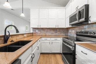 5020 Cinquefoil Ln in Fort Collins, CO - Foto de edificio - Building Photo