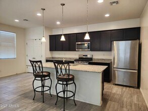 148 N 56th Pl in Mesa, AZ - Building Photo - Building Photo