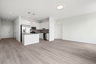 The Mews in North Bergen, NJ - Building Photo - Building Photo