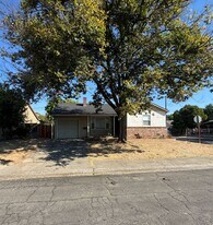 4551 39th Ave in Sacramento, CA - Building Photo