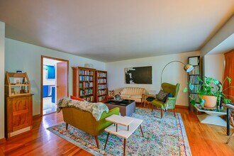 50 Eden Pl in Athens, OH - Foto de edificio - Building Photo