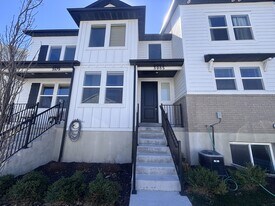 3985 W 1960 N in Lehi, UT - Building Photo