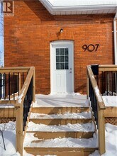 907 Vine St in Cambridge, ON - Building Photo - Building Photo