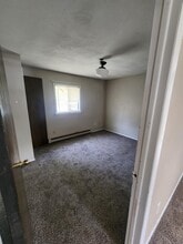 333 Illinois Ave, Unit 2 in Lorain, OH - Building Photo - Building Photo