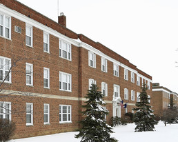 Van Aken Court Apartments