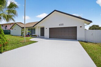 488 NW 13th St in Boca Raton, FL - Building Photo - Building Photo