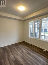 1259 Lily Cres in Milton, ON - Building Photo - Building Photo