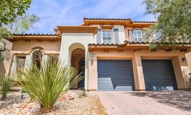 property at 9802 S Cres Lodge Ct