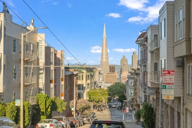 1250 Clay St in San Francisco, CA - Building Photo - Building Photo