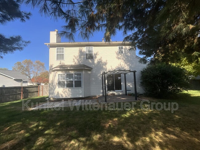 329 Ring of Kerry Dr in Belleville, IL - Building Photo - Building Photo