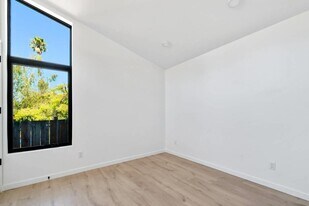 1570 7th Ave in Santa Cruz, CA - Building Photo