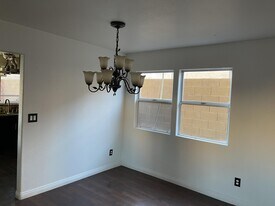 9125 Sparklewood Ct in Las Vegas, NV - Building Photo