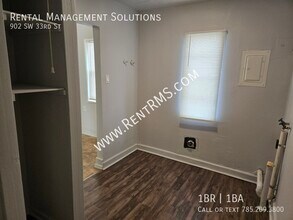 902 SW 33rd St in Topeka, KS - Building Photo - Building Photo