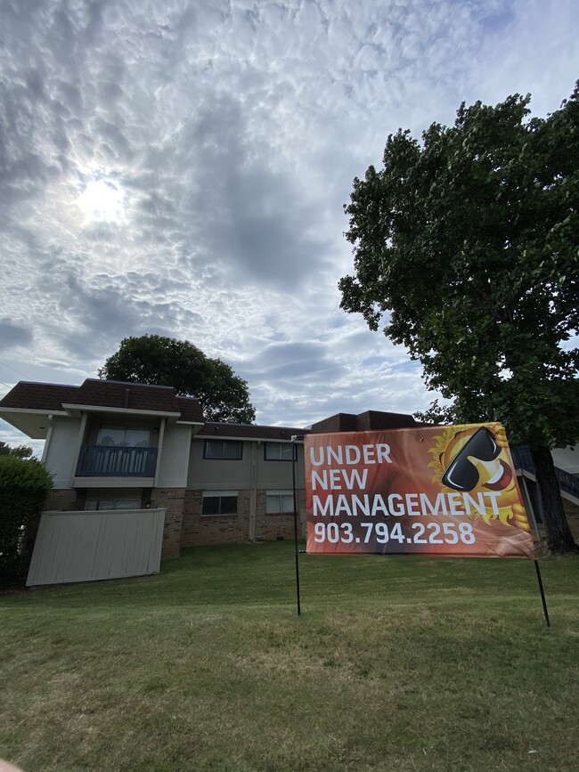 Creekside South in Texarkana, TX - Building Photo - Building Photo