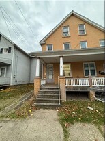 509 Woodward Ave, Unit 509 in Kittanning, PA - Building Photo