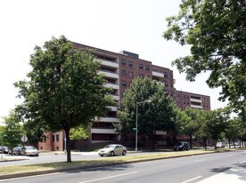 Greenleaf Senior Apartments