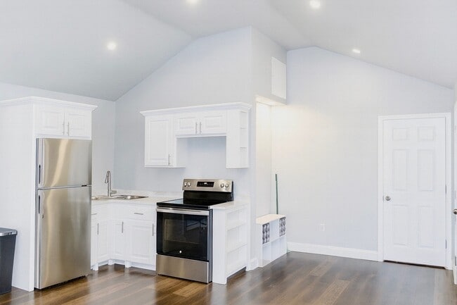 2 Lula Dr in Huntsville, TX - Building Photo - Building Photo