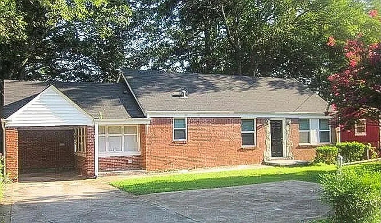 1991 Merle Cir in Decatur, GA - Building Photo