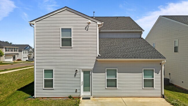 2298 Beechwood Vw Dr in Winston-Salem, NC - Building Photo - Building Photo