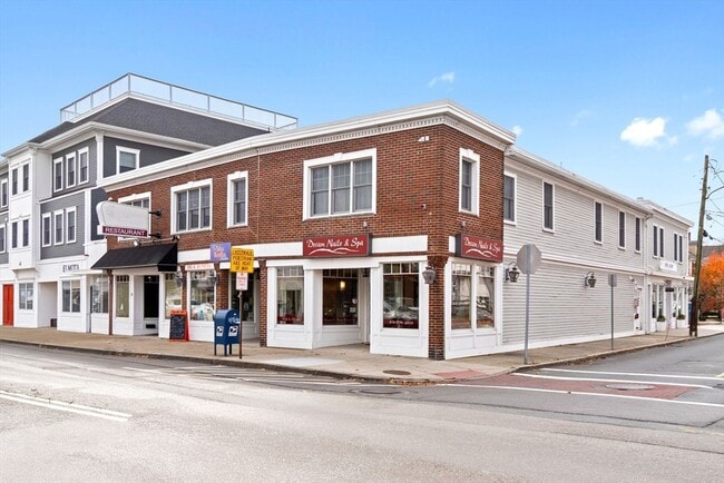 50 Maple St in Danvers, MA - Building Photo - Building Photo