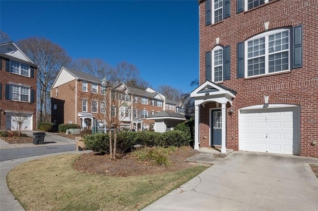 3177 Mill Springs Cir NE in Buford, GA - Foto de edificio - Building Photo
