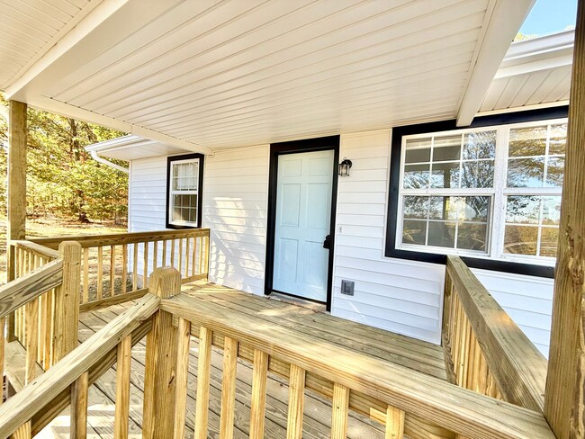247 Elam Rd in Pamplin, VA - Building Photo - Building Photo